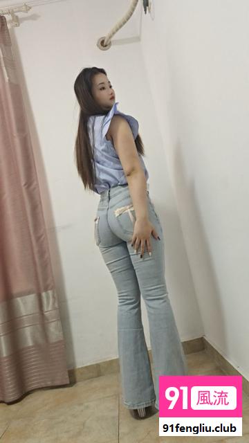 微坦乖巧小美女珊珊